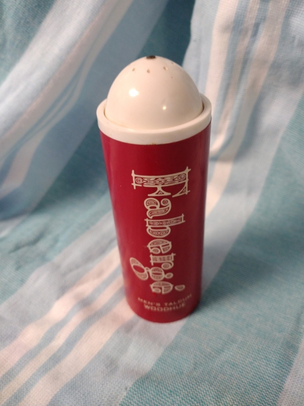 Vintage Retro Faberge Men's Powder Woodhue Grooming Classic  50s 60s 70s